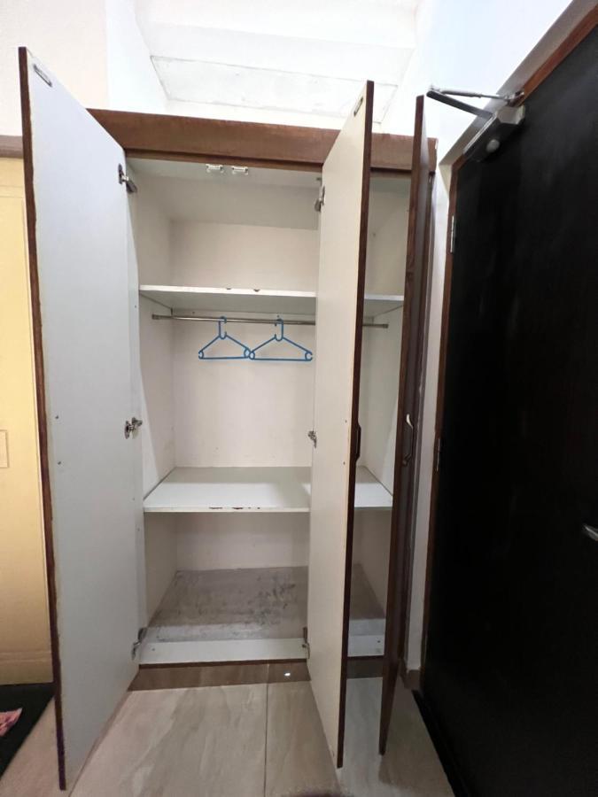 Raja Residency Hotell Alāndurai Exteriör bild